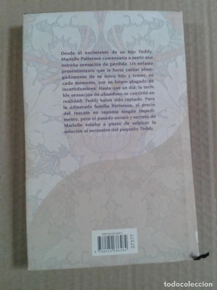 Libros de segunda mano: SECUESTRADO. DANIELLE STEEL - Foto 2