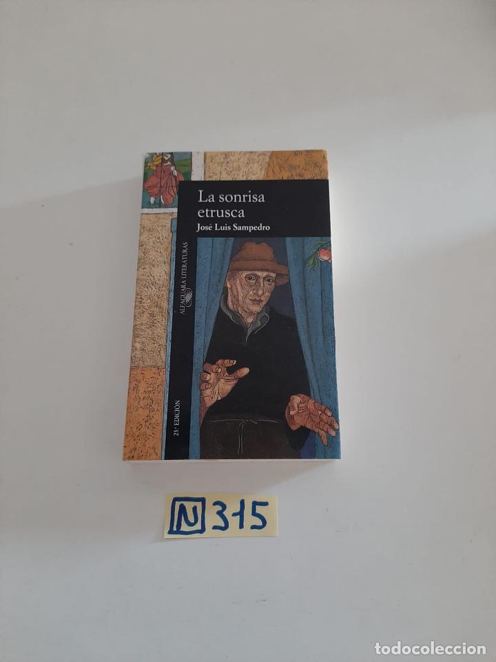 Libros de segunda mano: La sonrisa etrusca - Foto 1