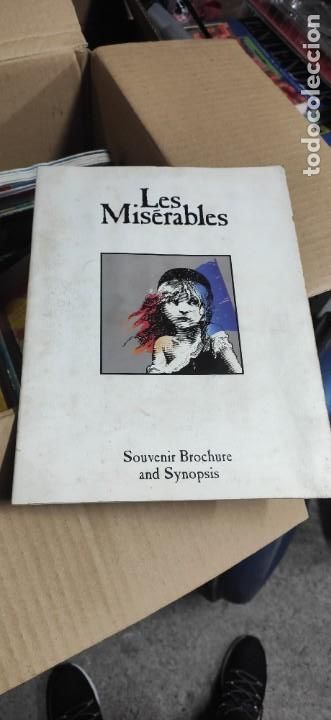 Libros de segunda mano: Programa opera Les Miserables (Los miserables) en ingl&eacute;s - Foto 1