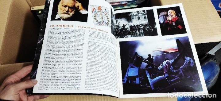 Libros de segunda mano: Programa opera Les Miserables (Los miserables) en ingl&eacute;s - Foto 2