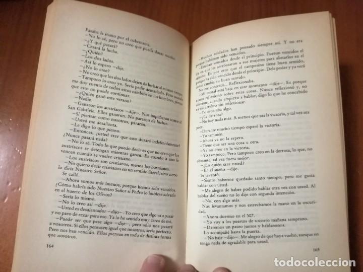 Libros de segunda mano: Adi&oacute;s a las armas Ernest Hemingway - Foto 3