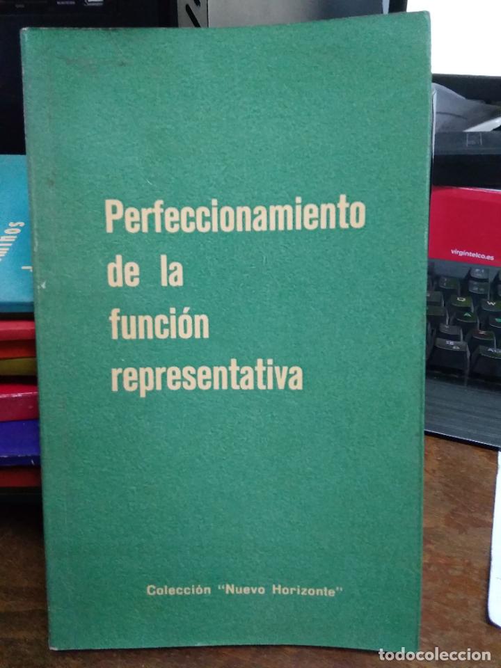 Libri di seconda mano: Perfeccionamiento de la funci&oacute;n representativa. L.11649-1896