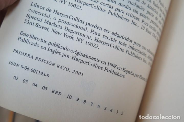 Libros de segunda mano: 2001.- VERONIKA DECIDE MORIR. COELHO - Foto 3