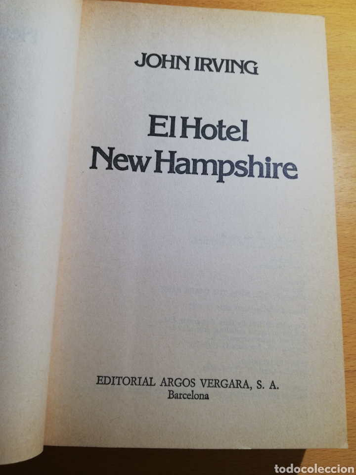 Libros de segunda mano: EL HOTEL NEWHAMPSHIRE (JOHN IRVING) - Foto 2