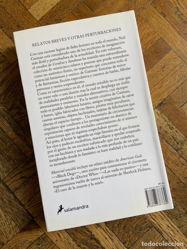 Libros de segunda mano: Material sensible - Neil Gaiman - Salamandra - Foto 4