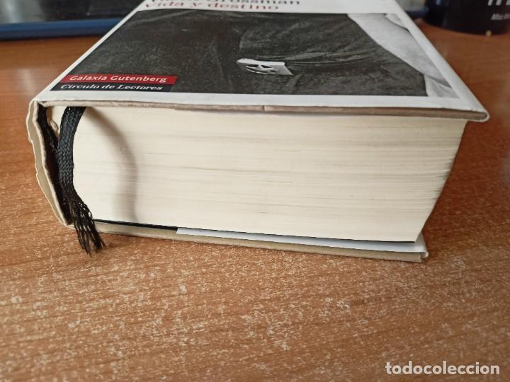 Libros de segunda mano: Vida y destino - Vasili Grossman - Foto 3