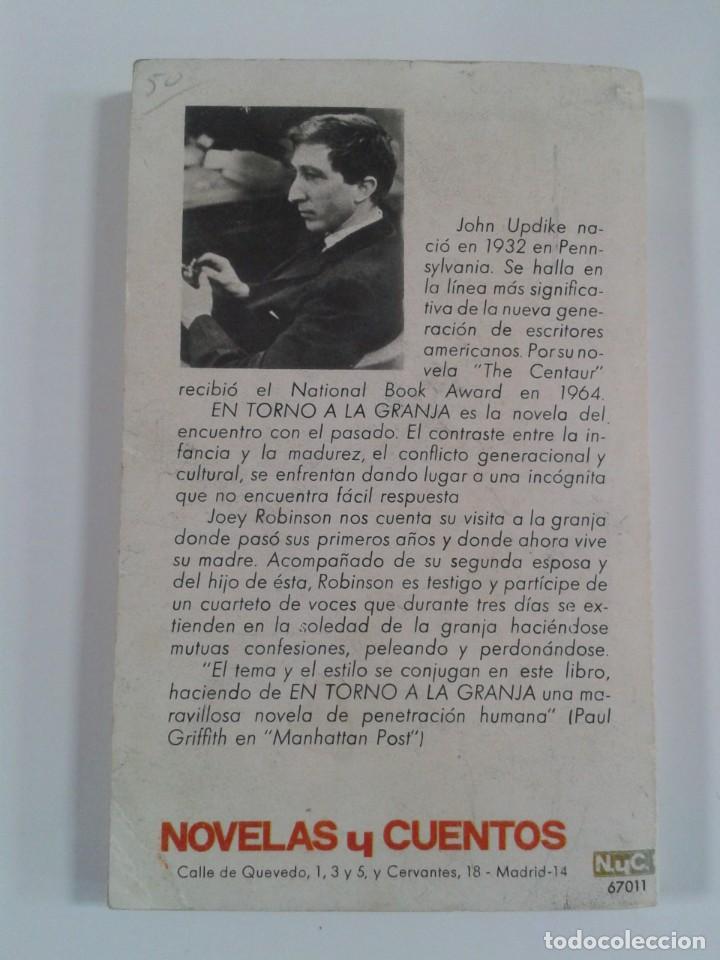 Libros de segunda mano: EN TORNO A LA GRANJA. JOHN UPDIKE - Foto 2