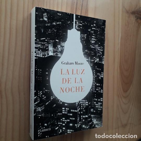 Libros de segunda mano: LA LUZ DE LA NOCHE - GRAHAM MOORE - Foto 1