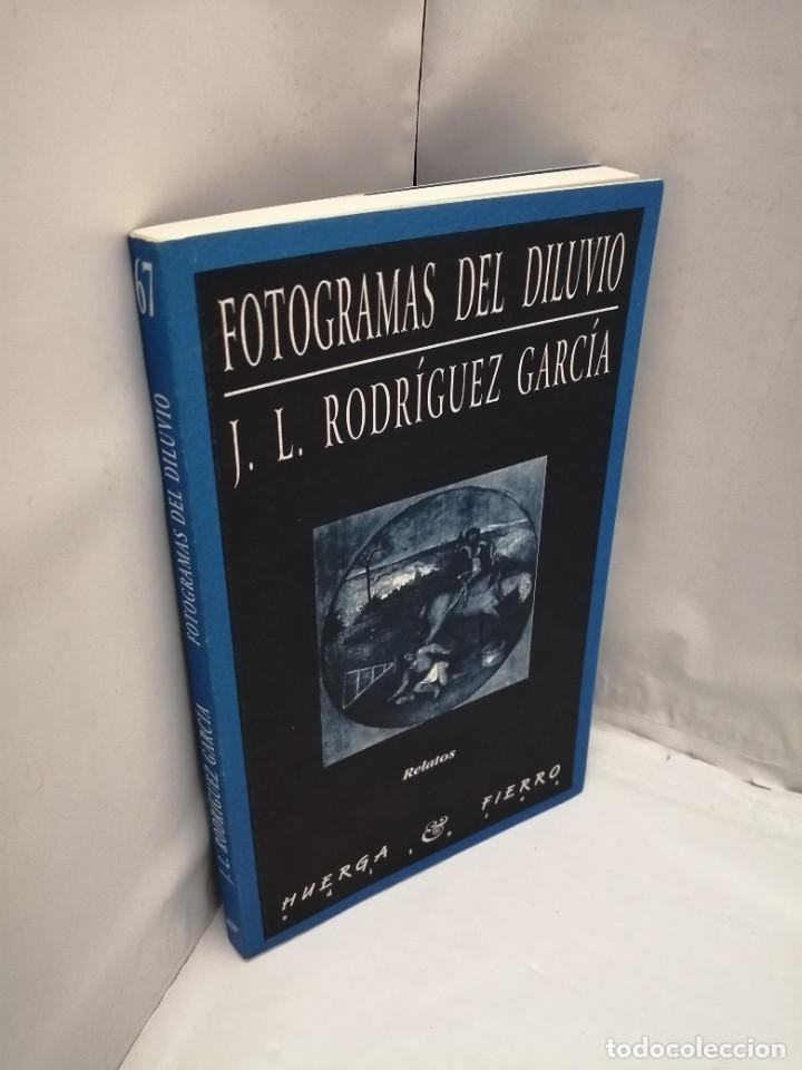 Libros de segunda mano: FOTOGRAMAS DEL DILUVIO. RELATOS (PRIMERA EDICI&Oacute;N) - Foto 3