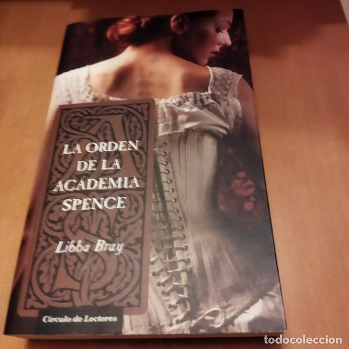 Libros de segunda mano: La orden de la academia Spence - Foto 1