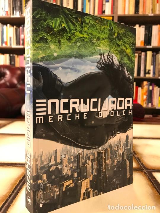 Libros de segunda mano: Encrucijada. Merche Diolch. - Foto 1