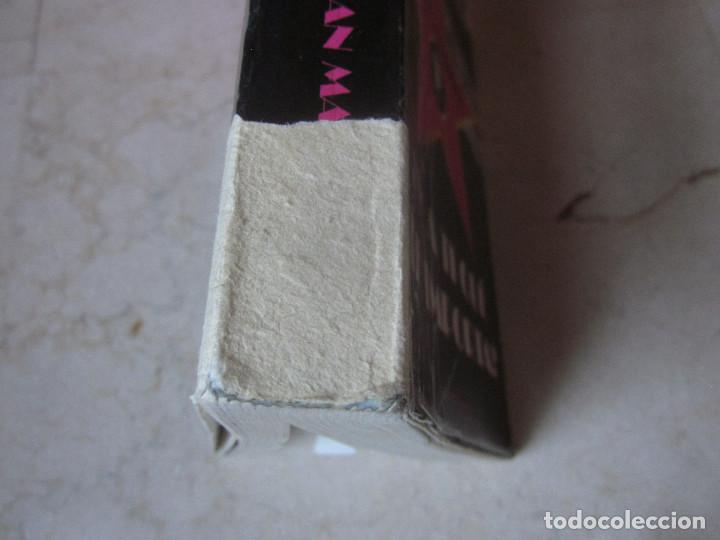 Libros de segunda mano: MEGAN MAXWELL - &iquest;Y A TI QUE TE IMPORTA? - VERSATIL 2012 - Foto 2