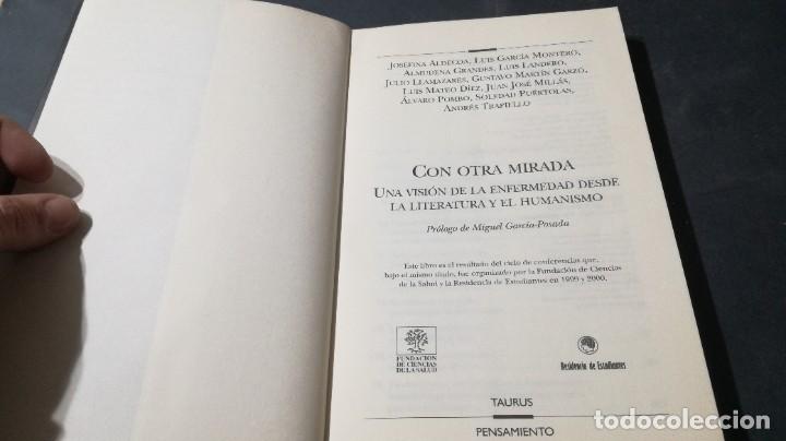 Libros de segunda mano: CON OTRA MIRADA / VVAA / TAURUS / AO31 - Foto 5