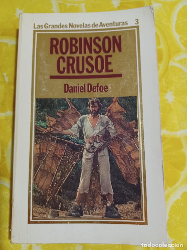 Libros de segunda mano: Robison Crusoe de Daniel Defoe - Foto 1