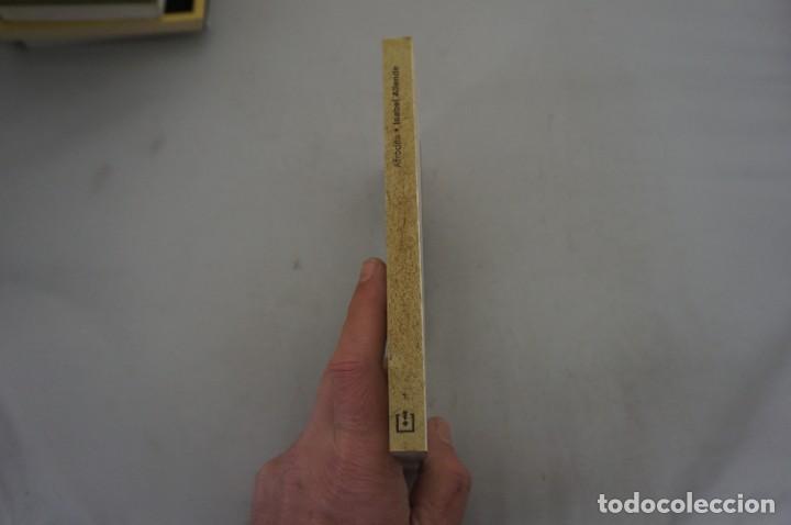 Libros de segunda mano: AR14A/ AFRODITA - ISABEL ALLENDE / DEBOLSILLO - Foto 2