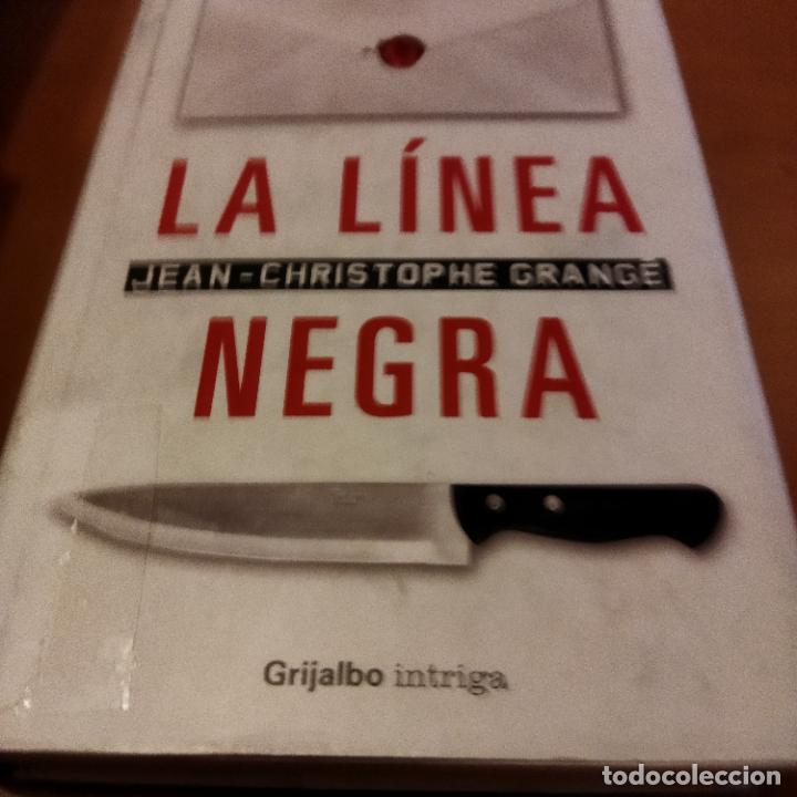 Libros de segunda mano: La l&iacute;nea negra - Foto 1