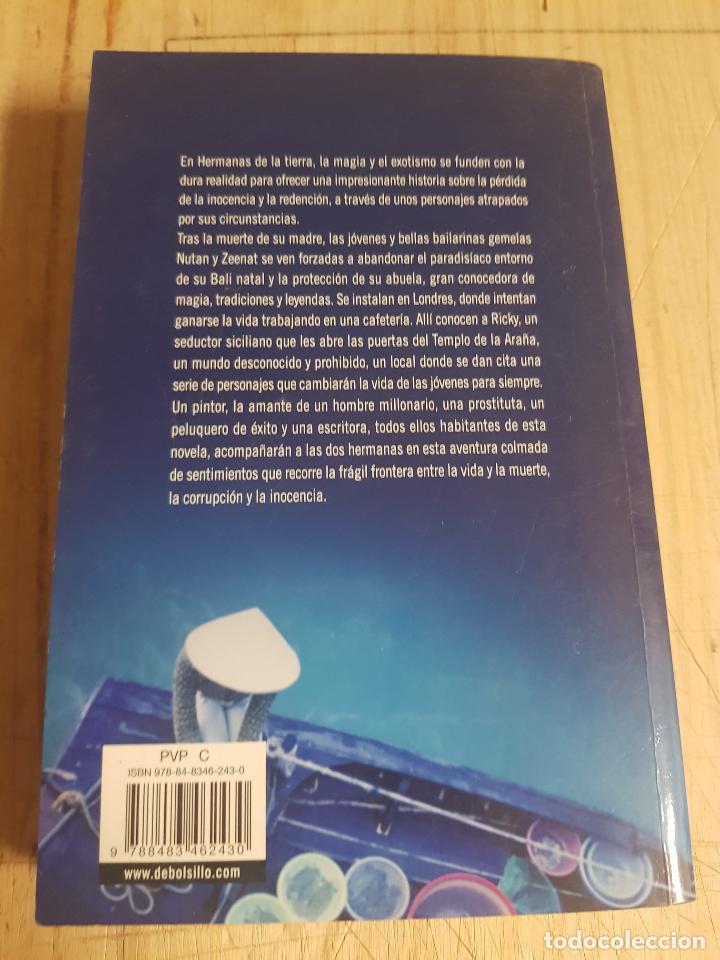 Libros de segunda mano: Hermanas de la tierra - Rani Manicka - Foto 2