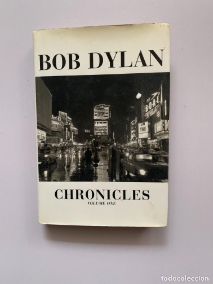 Libros de segunda mano: Bon Dylan, Chronicles, volume One (Plast 1) - Foto 1