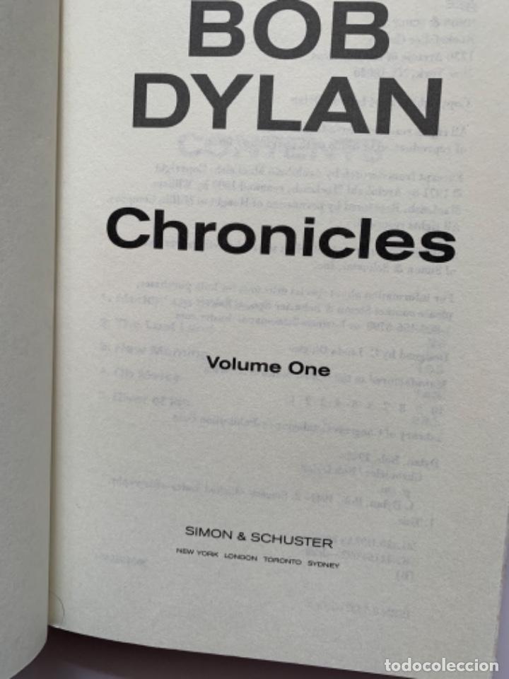 Libros de segunda mano: Bon Dylan, Chronicles, volume One (Plast 1) - Foto 2