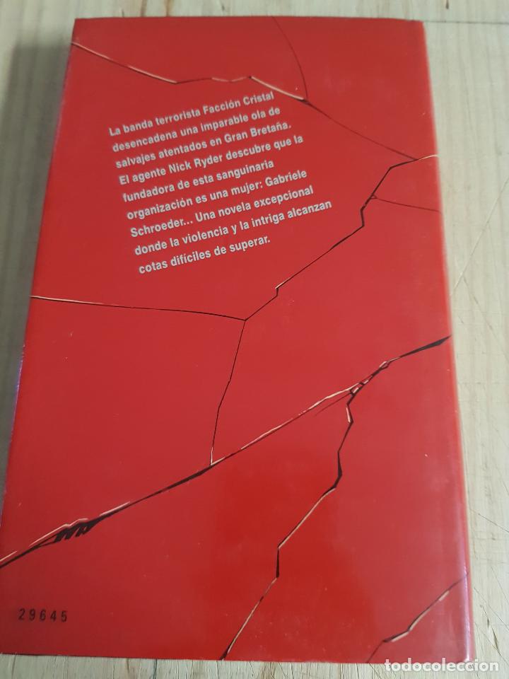 Libros de segunda mano: Cristal rojo - Clare Francis - Foto 3