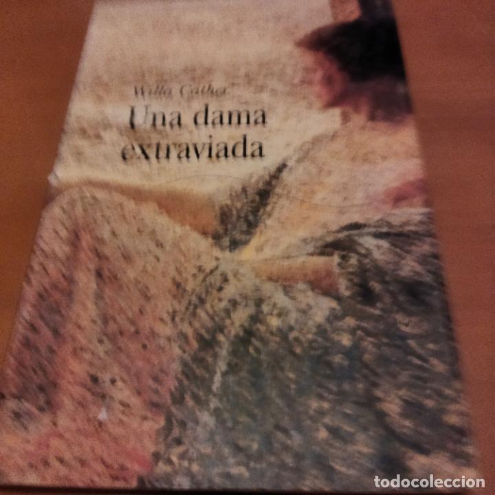 Libros de segunda mano: Una dama extraviada - Foto 1