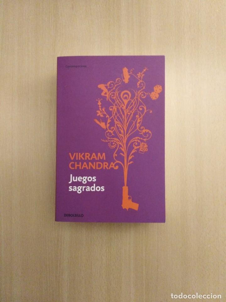 Libros de segunda mano: JUEGOS SAGRADOS. Vikram Chandra - Foto 1