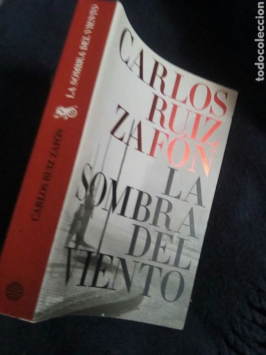 Libros de segunda mano: Carlos Luis Zafon libro como nuevo - Foto 3