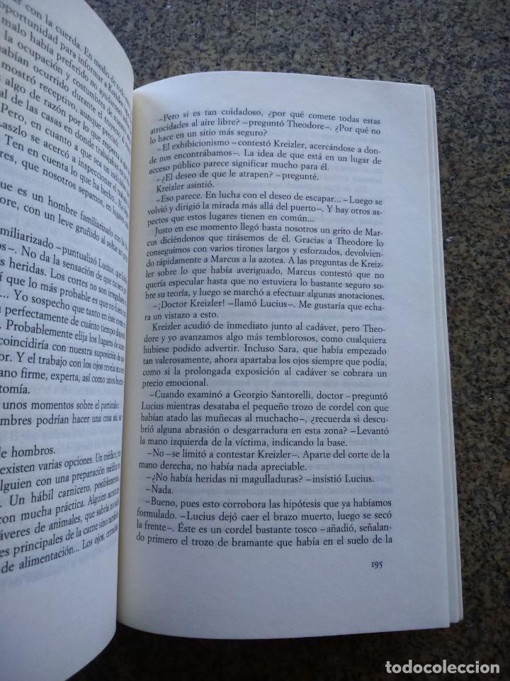 Libros de segunda mano: EL ALIENISTA -- CALEB CARR -- CIRCULO 1995 -- - Foto 2