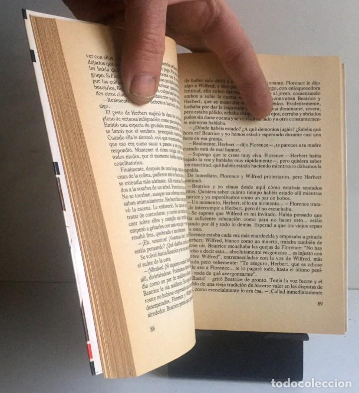 Libros de segunda mano: CUATRO PERSONAJES. John Hutton - Foto 5