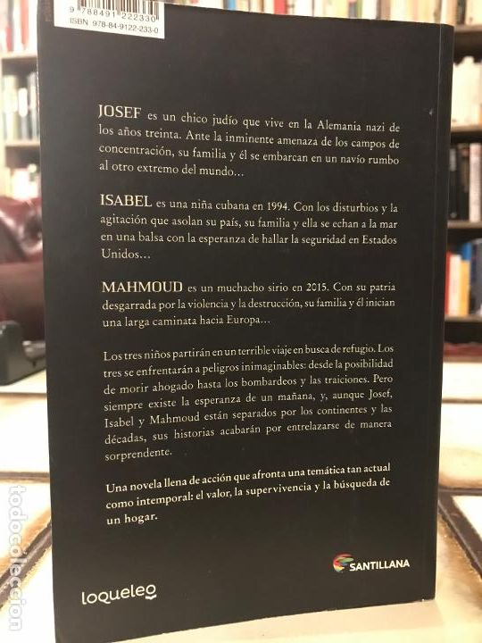 Libros de segunda mano: Refugiado. Alan Gratz. - Foto 2