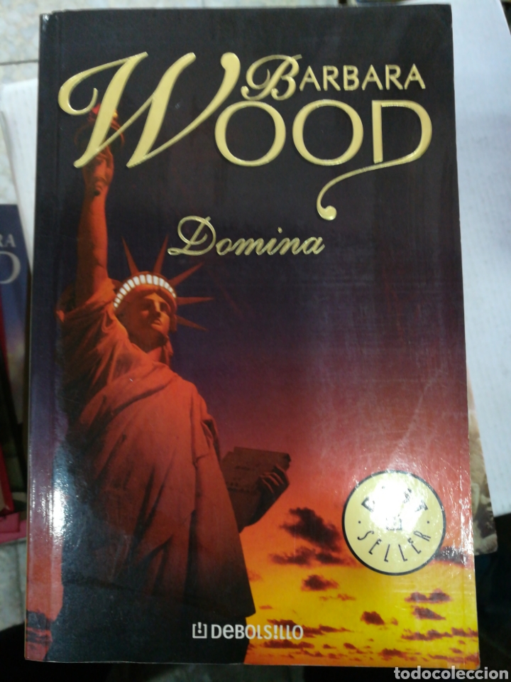 Libros de segunda mano: DOMINA. BARBARA WOOD - Foto 1
