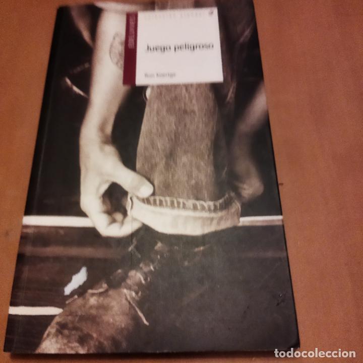 Libros de segunda mano: Juego peligroso - Foto 1