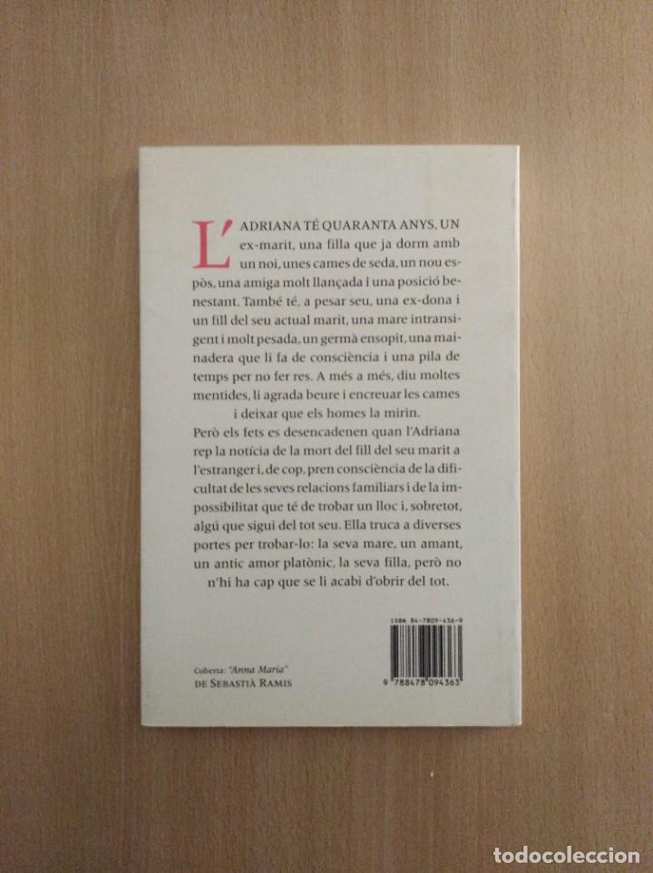 Libros de segunda mano: CAMES DE SEDA. Maria Merc&egrave; Roca - Foto 2