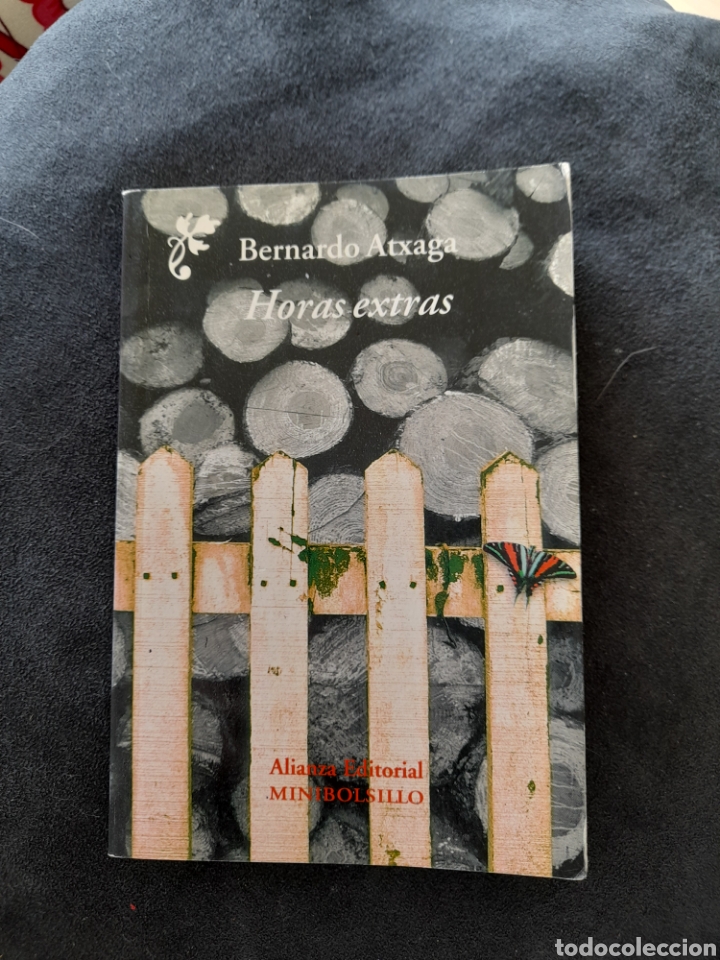 Libros de segunda mano: Horas extras. Bernardo Altzaga - Foto 1