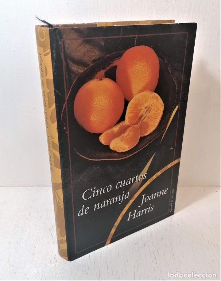 Libros de segunda mano: Libro Cinco cuartos de naranja. Joanne Harris - Foto 1