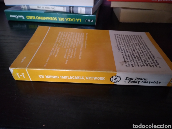 Libros de segunda mano: Un mundo implacable - Foto 2