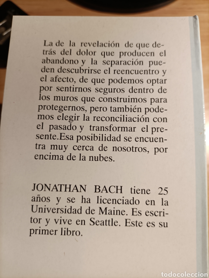 Libros de segunda mano: Por encima de las nubes. Jonathan Bach - Foto 4