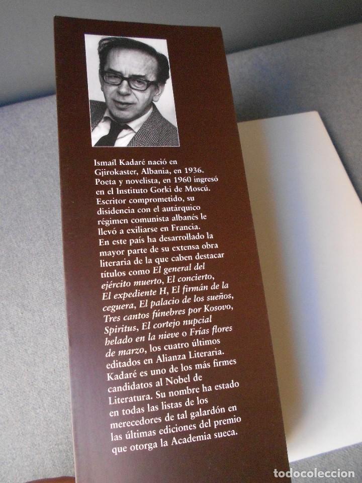 Libros de segunda mano: FRENTE AL ESPEJO DE UNA MUJER - Foto 2