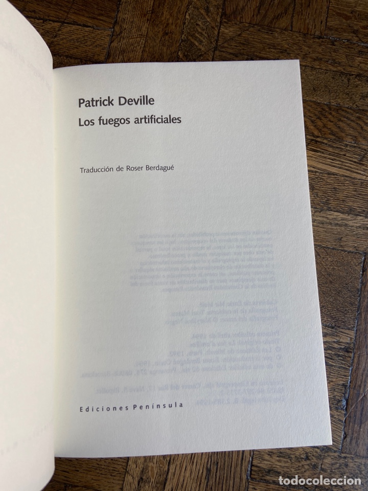 Libros de segunda mano: Los fuegos artificiales - Patrick Deville - Pen&iacute;nsula (1994) - Foto 3