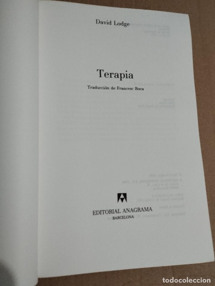 Libros de segunda mano: TERAPIA (DAVID LODGE) - Foto 2