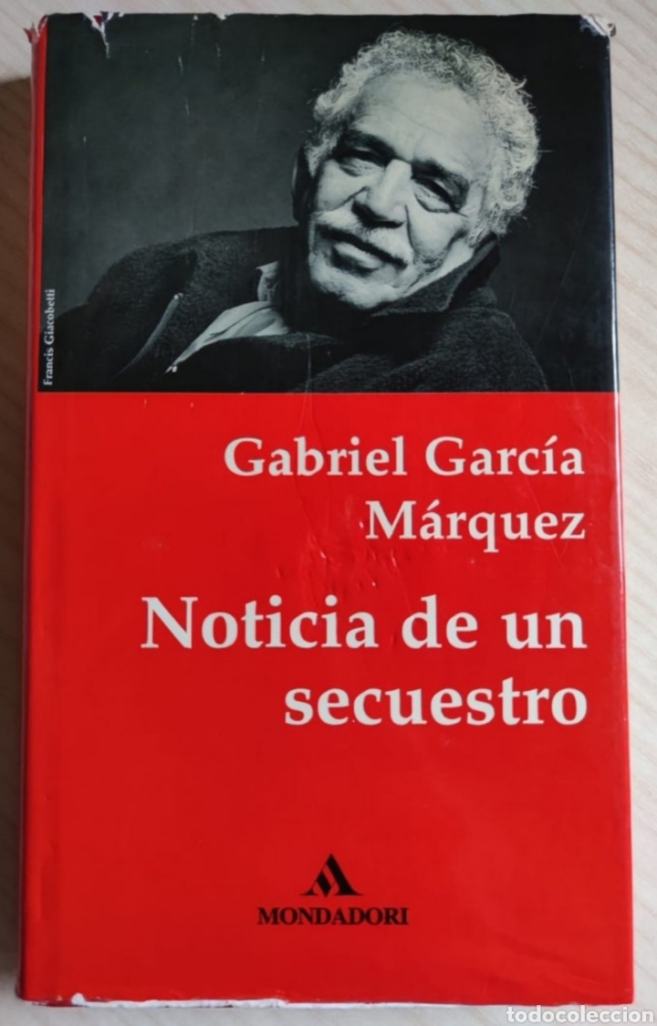 Libros de segunda mano: Dedicado firmado por Garc&iacute;a M&aacute;rquez. Noticias de un secuestro. Primera edicion