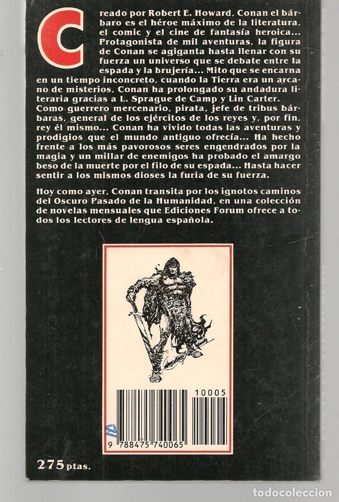 Libros de segunda mano: CONAN, EL AVENTURERO. ROBERT E. HOWARD. FORUM. 1983. (P/D7). - Foto 2