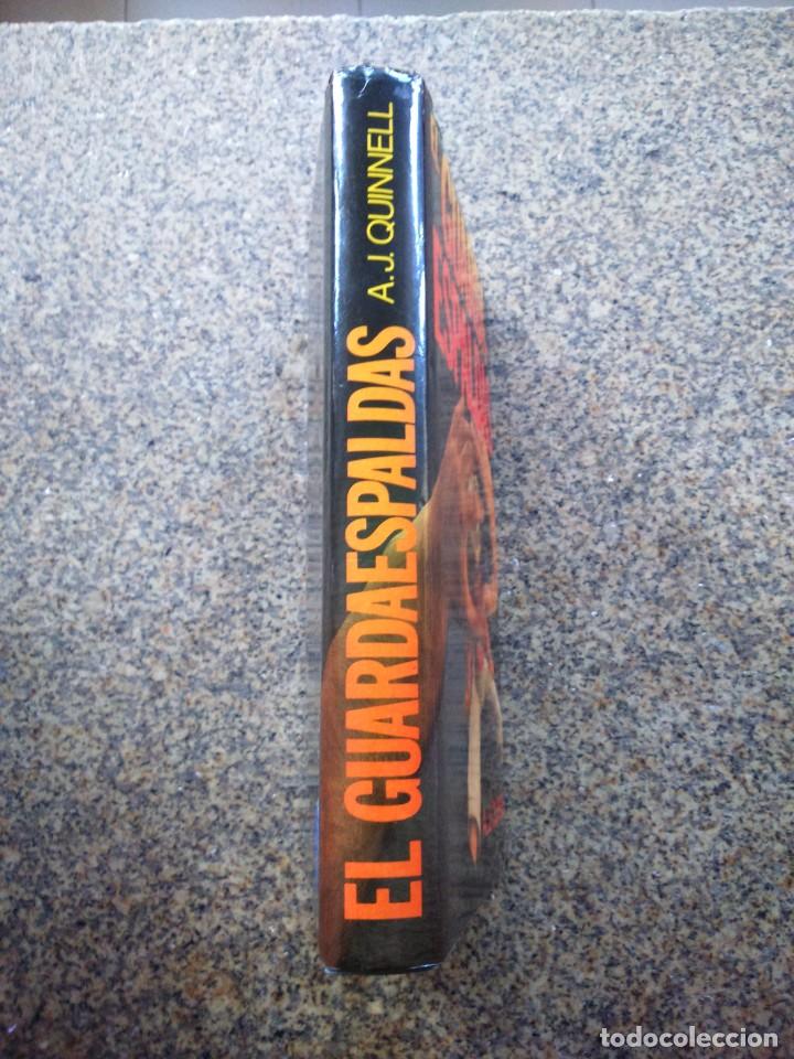Libros de segunda mano: EL GURADAESPALDAS -- A. QUINNELL -- CIRCULO 1983 - - Foto 3