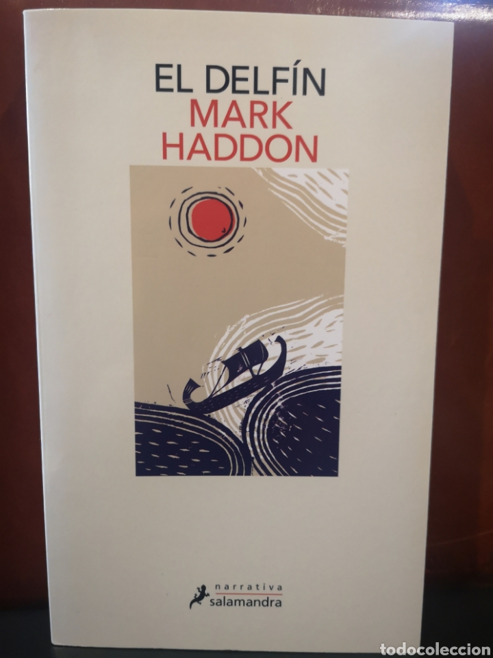 Libros de segunda mano: El delfin. Mark Haddon. - Foto 1