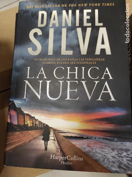 Libros de segunda mano: La chica nueva - Silva, Daniel - Foto 1