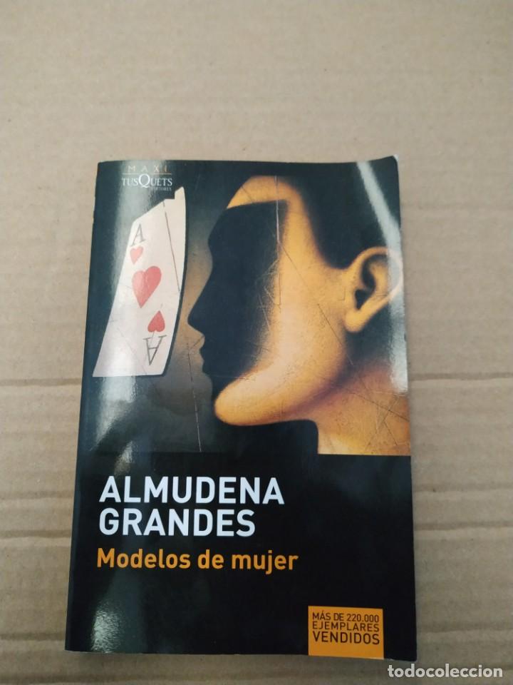 Libros de segunda mano: Modelos de Mujer - Almudena Grandes. - Foto 1