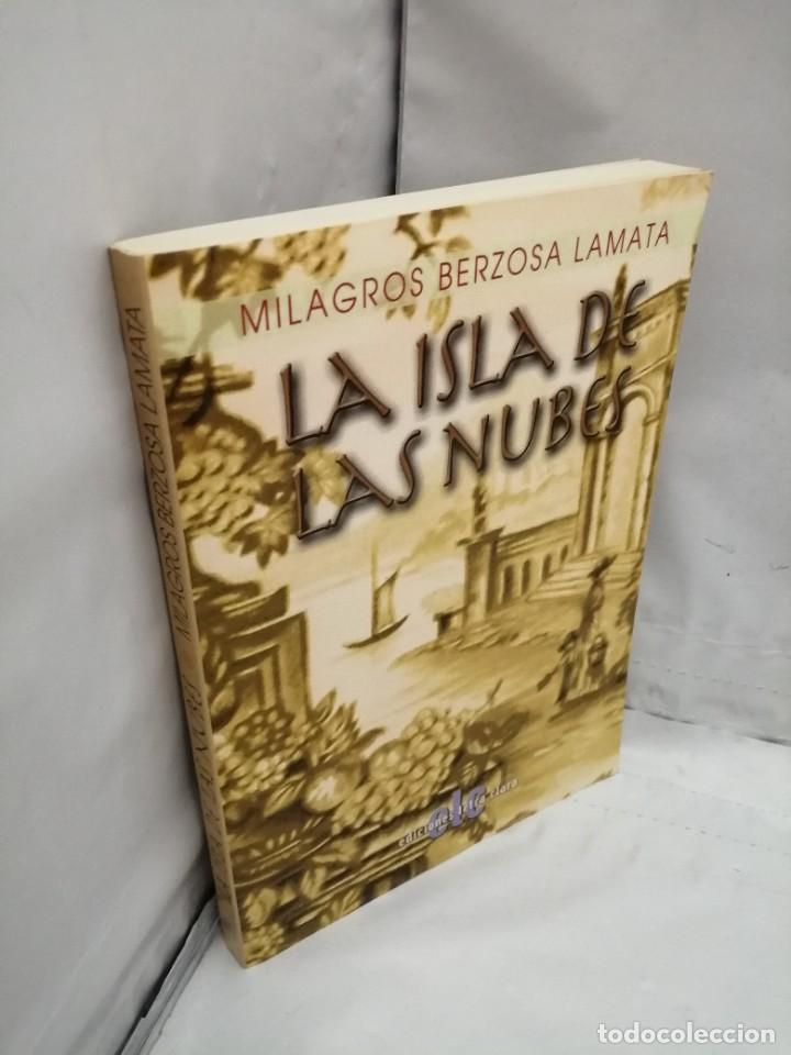 Libros de segunda mano: LA ISLA DE LAS NUBES (PRIMERA EDICI&Oacute;N) - Foto 3