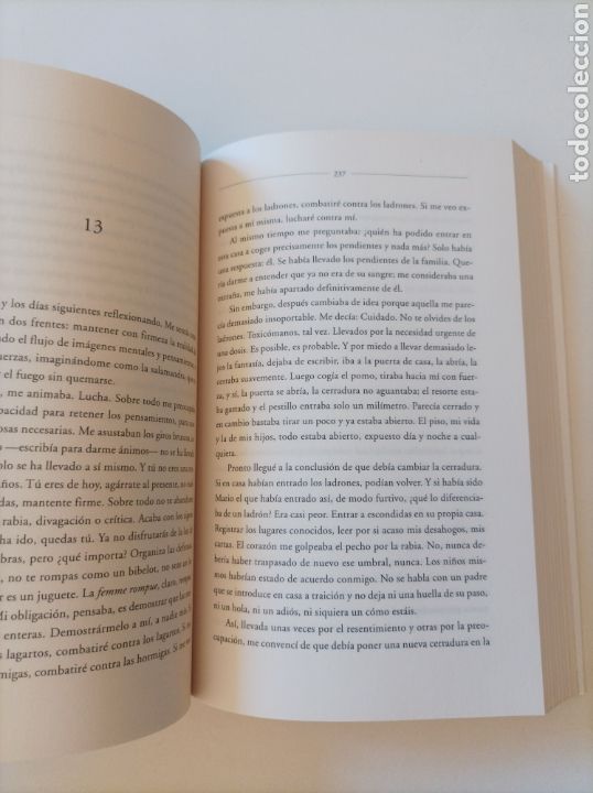 Libros de segunda mano: Elena Ferrante / Cr&oacute;nicas del desamor - Foto 3