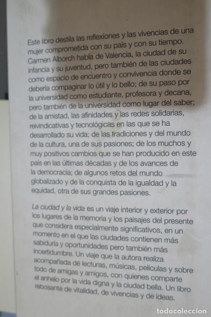Libros de segunda mano: La ciudad y la vida. Alborch - Foto 2