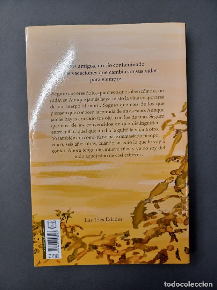 Libros de segunda mano: TRUEBA, DAVID. EL R&Iacute;O BAJA SUCIO - Foto 2